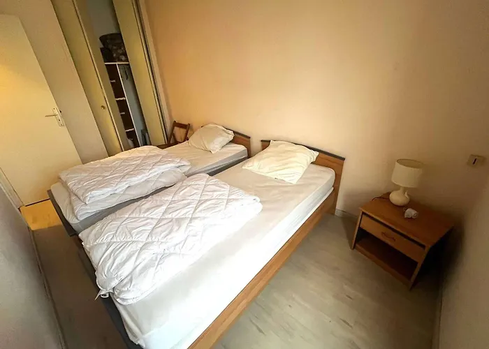 Spacieux T3 Au Centre Port, Avec Piscine, Cap D'agde - Fr-1-607-10 Apartman